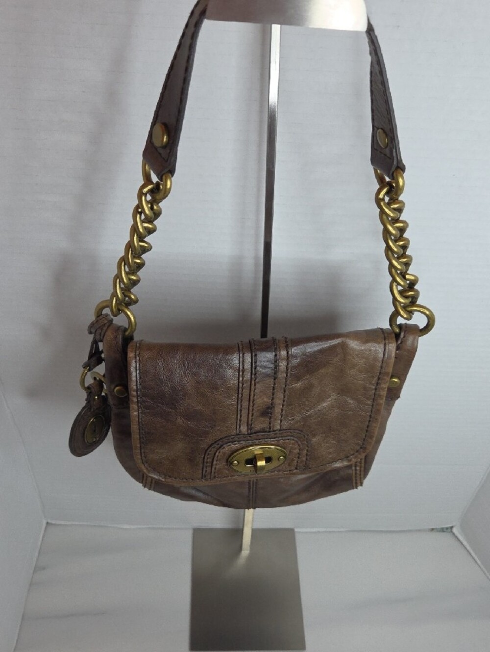 Vintage Fossil Brown Leather Shoulder Bag - Picture 5 of 11